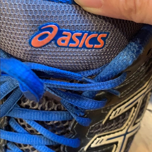 ASICS running shoes - Picture 7 of 7